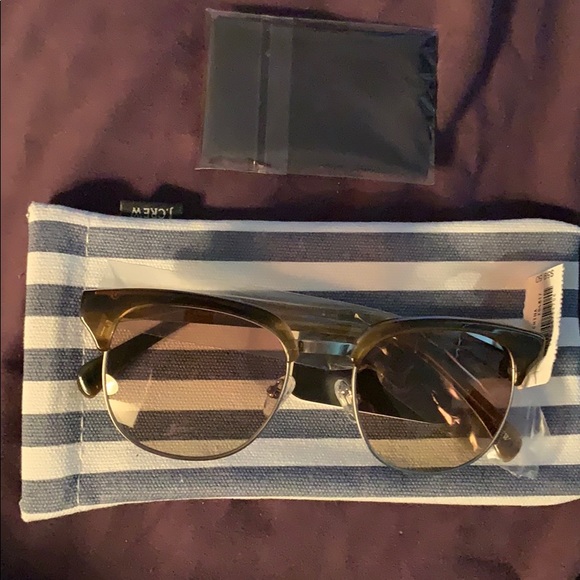 Sunglasses - Picture 3 of 3